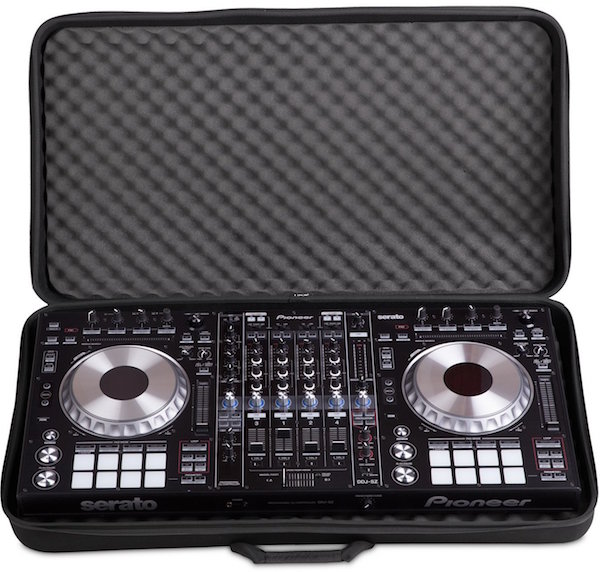 UDG Creator Controller Hardcase 2XL Black - U8304BL